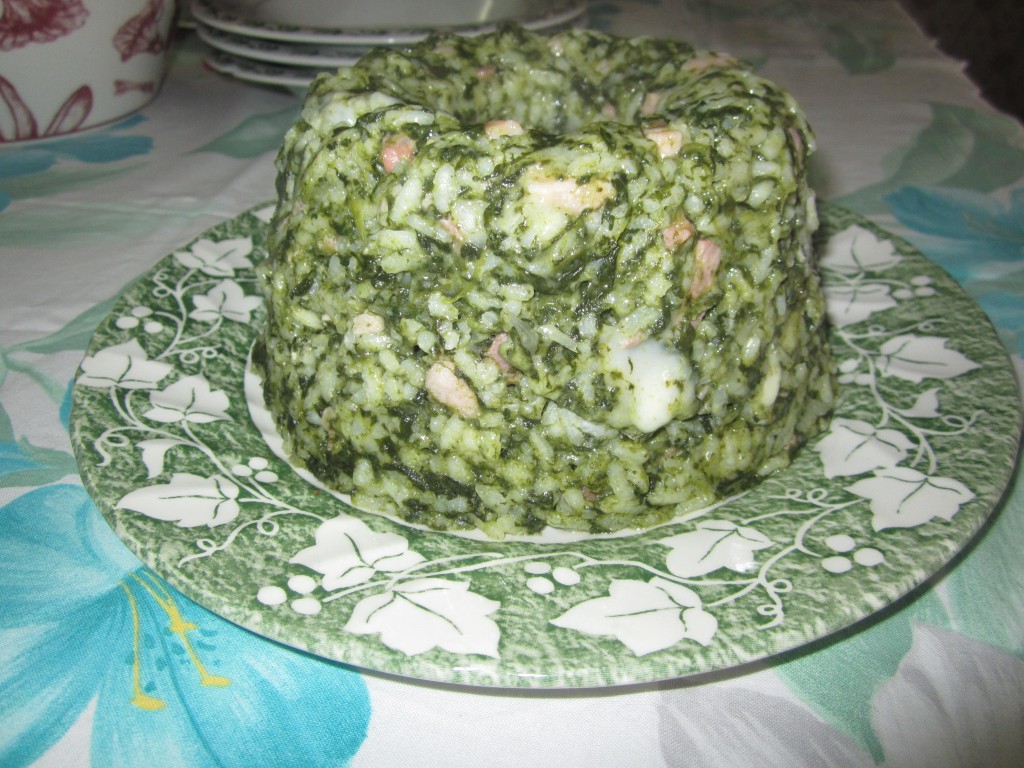 Timballo di riso con pesto di rucola e gamberetti - Le ...